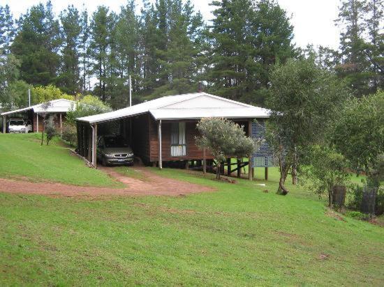Hawke Brook Chalets Pemberton Exterior photo